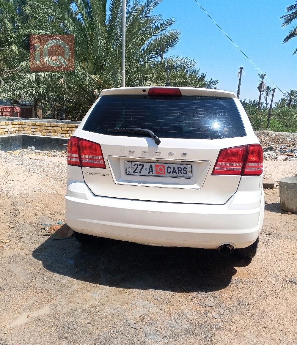 دودج جورني
